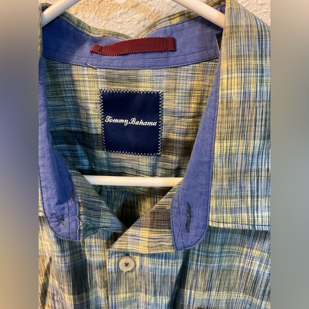 Tommy Bahama cotton dress shirt - Picture 2 of 6